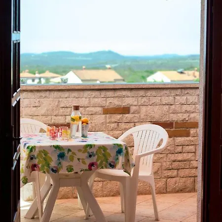 Ivan & Tina Apartman *