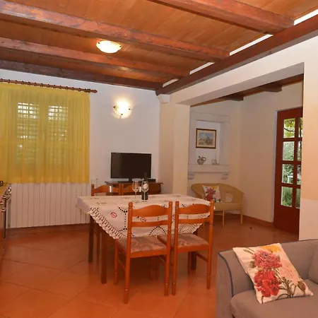 Ivan & Tina Apartman Kanfanar