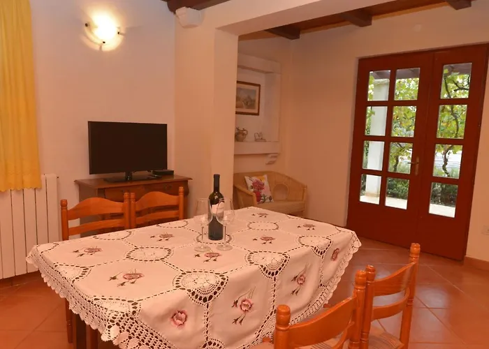 아파트 Ivan & Tina